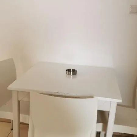 Simos Magic Apts Αγία Νάπα