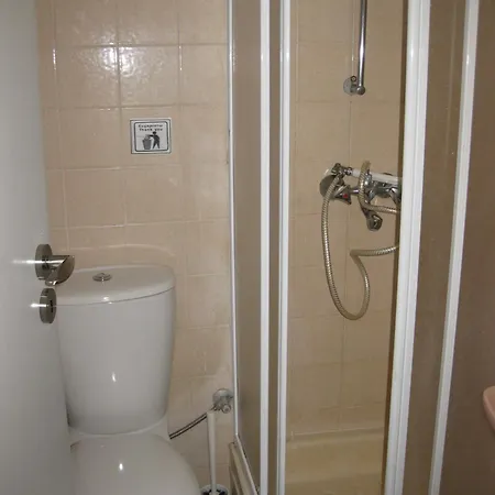 Simos Magic Apts * איה נאפה